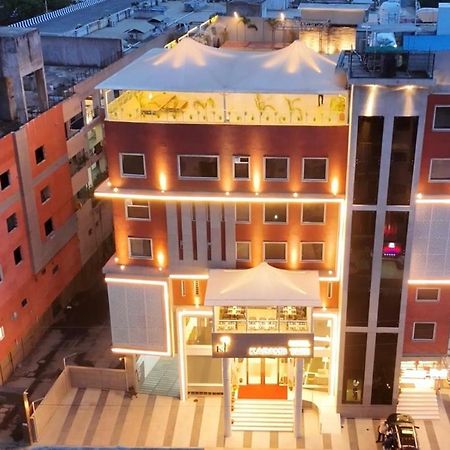 Hotel Kadamb Tree Jabalpur Esterno foto